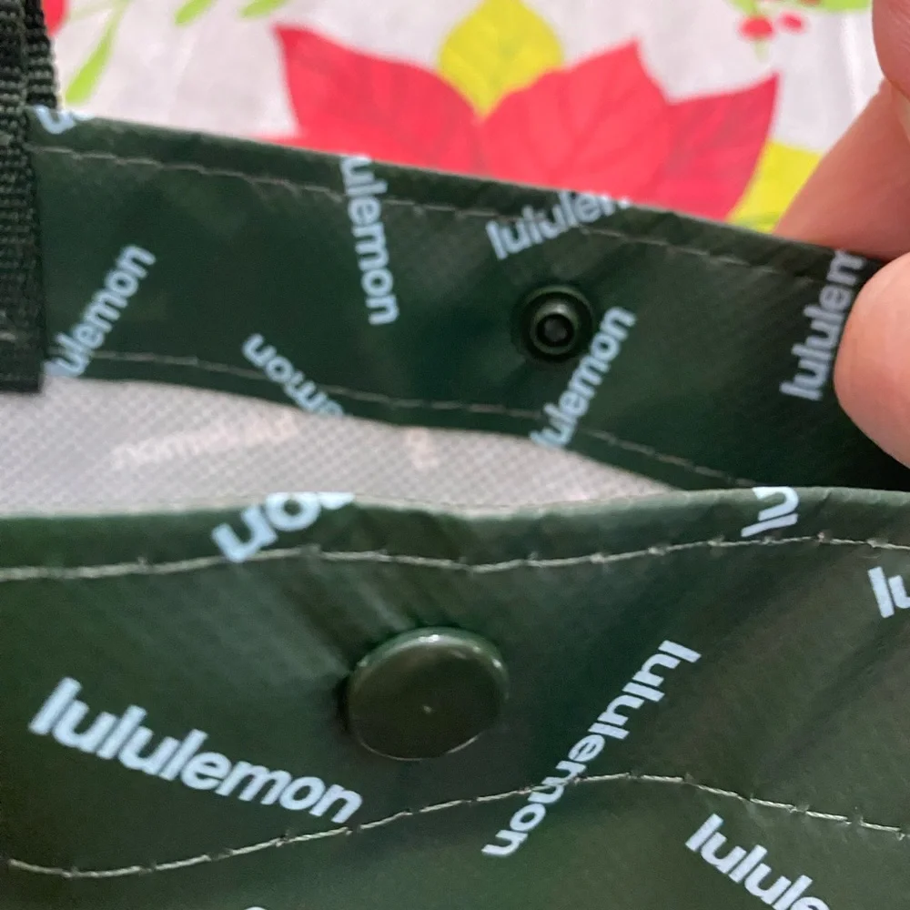 4 Large Lululemon Bags Brand n New